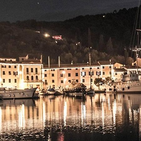 Апартаменты Casa Patrizia Портовенере Экстерьер фото